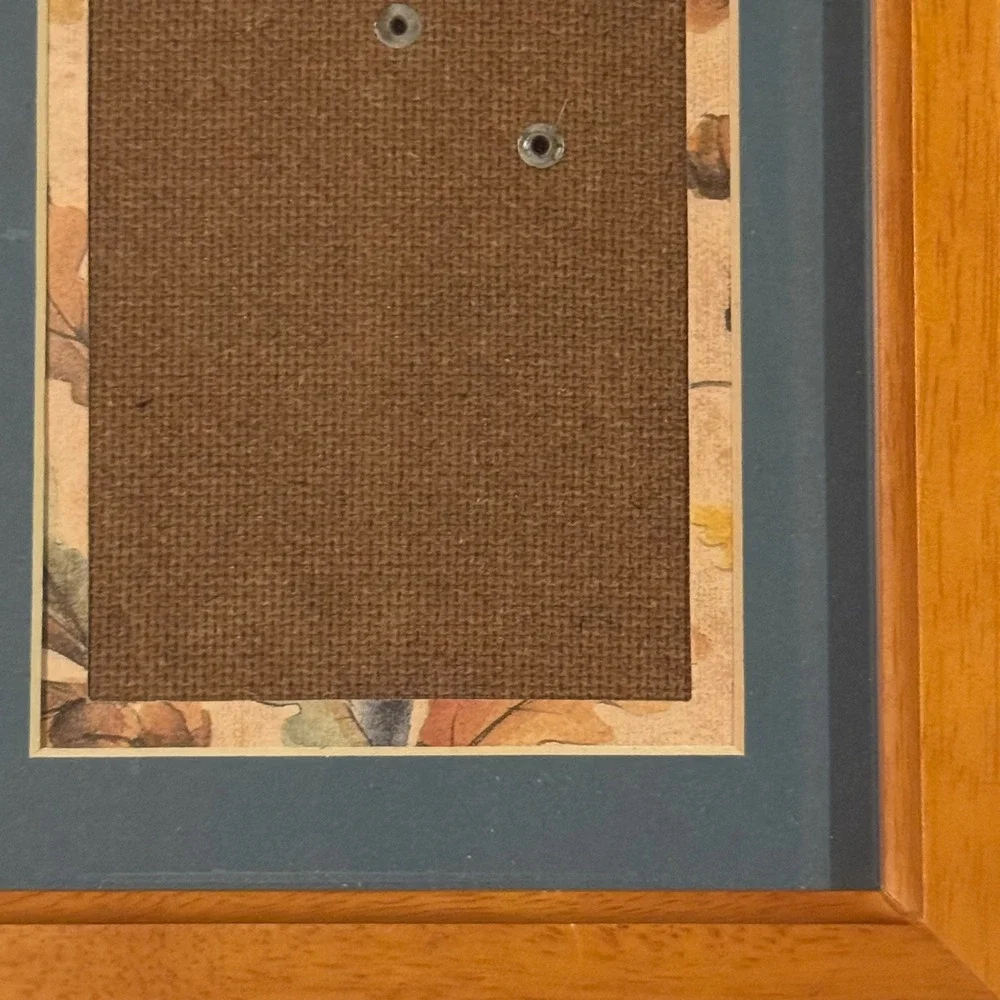 1998 Vintage HB Group Wood 4x6 Picture Frame Floral Mat Tabletop or Wall Hanging